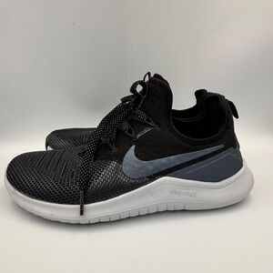 Nike women's TR-8 Nike Free Metallic cross training shoe size 8